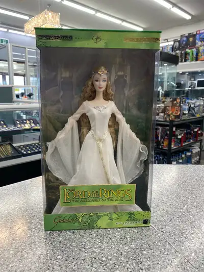 Barbie Lord Of The Rings Galadriel Item#1380615 New In Box Swap Shop 416-701-1701 WE BUY GOLD BUY SE...
