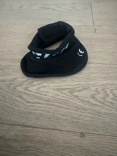 CCM NGR500 Junior Neck Guard, View more