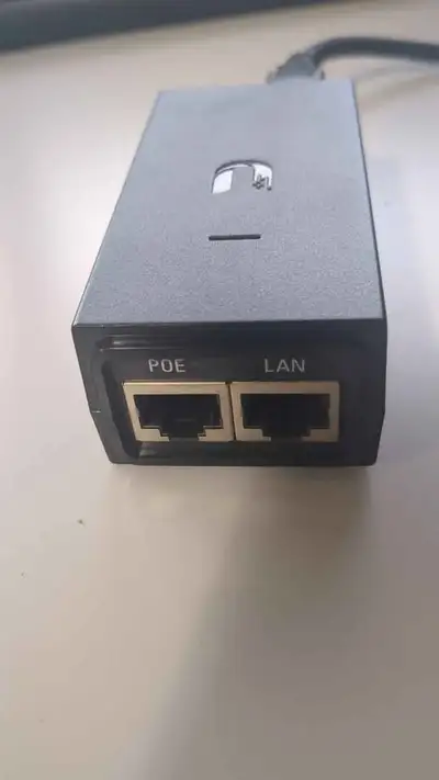 UniFi UAP-AC-LITE with PoE Adapter, View more