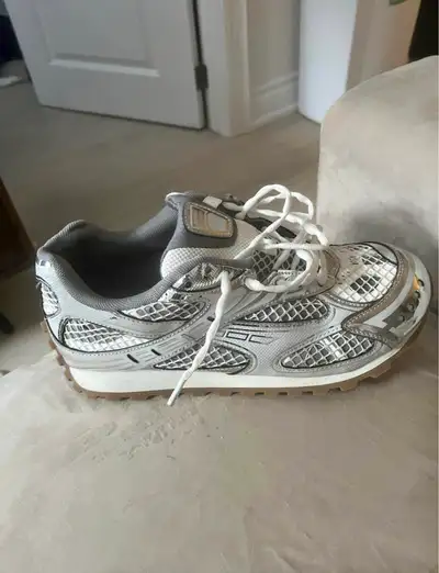Bottega Veneta Sneakers Size 42 – Barely Worn, View more