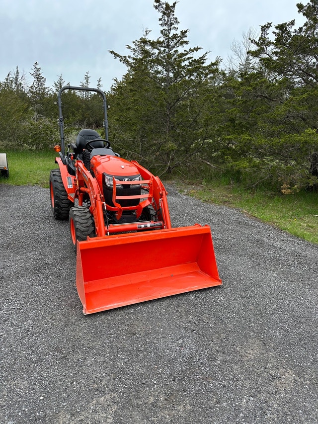 2020 Kubota B2301 Farming Equipment Kingston Kijiji