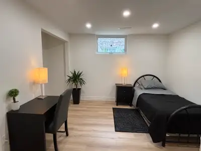 Room For Rent - Yonge and Finch