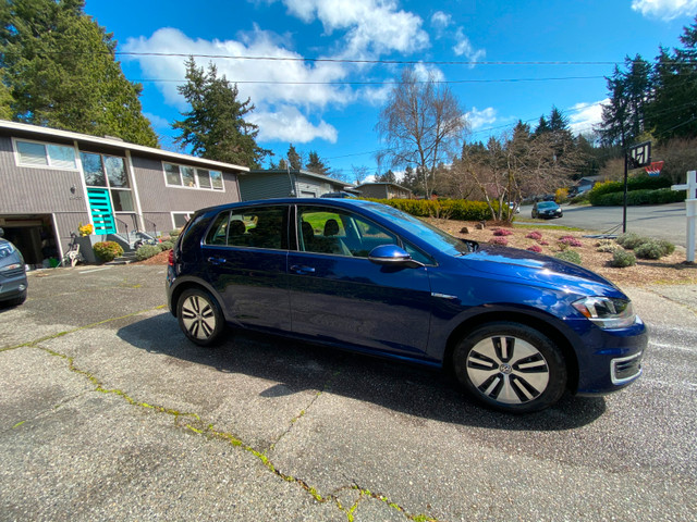 **LOW COST EV** 2019 VW eGolf Comfortline (fully electric) in Cars & Trucks in Calgary - Image 3