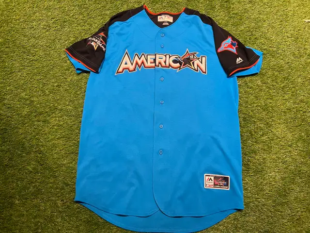 2017 All Star Authentic Majestic Justin Smoak Toronto Blue Jays in Baseball & Softball in City of Toronto - Image 3