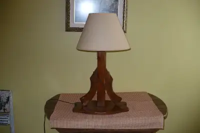 Lampe de table en bois, View more