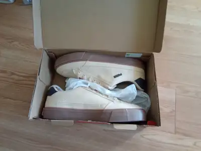 Puma court classic vulc sneakers homme.Neuf & boîte taille 12, View more