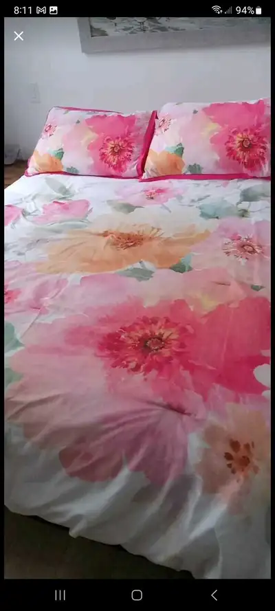 QUEEN/DOUBLE COMFORTER WITH SHAMS, View more