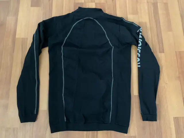 ROSSIGNOL THERMIQUE 1/2 ZIP HOMME EU/LARGE in Ski in Lévis - Image 4