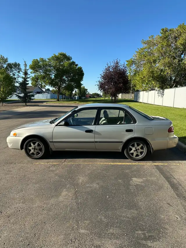 1999 Toyota Corolla552944950428968963