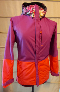 Burton DryRide: Nam Dinh Snowboard/Ski Jacket, Women Small