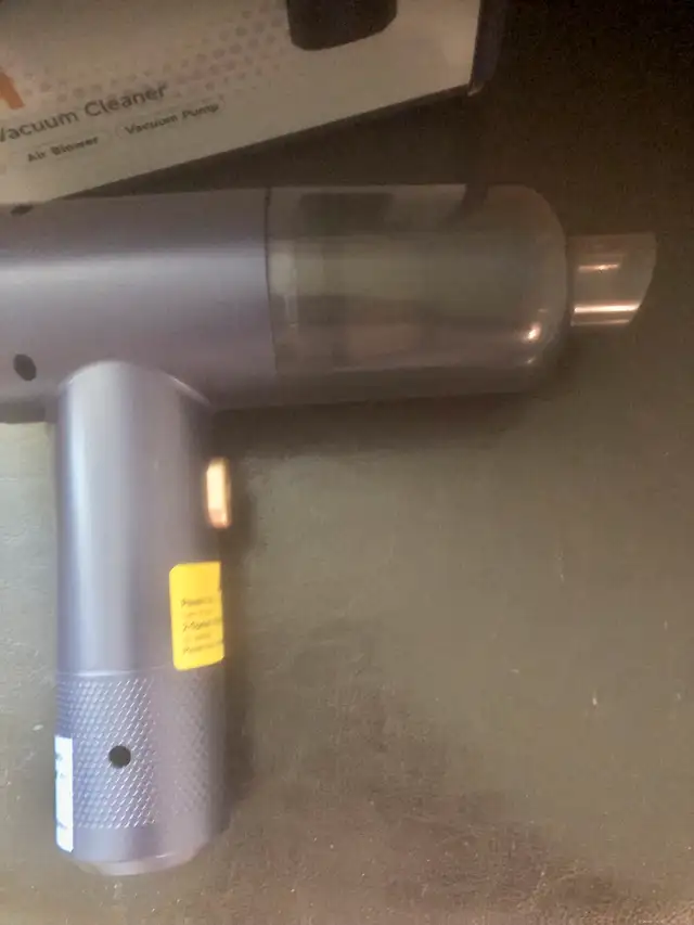 Portable wireless  Vacuum 62863732374787124