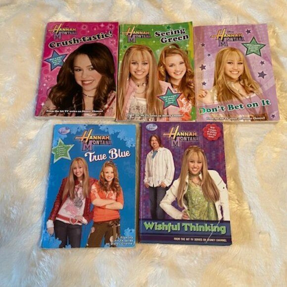Hannah Montana Paperback Disney Chapter Books in Children & Young Adult in Thunder Bay