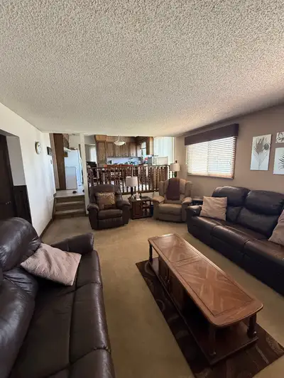 3 bedroom, 2 full bath for rent