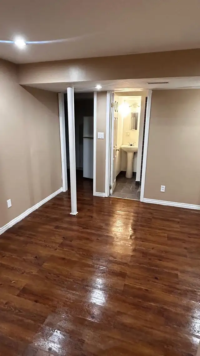 Basement Apartment for rent in Long Term Rentals in Barrie - Image 2