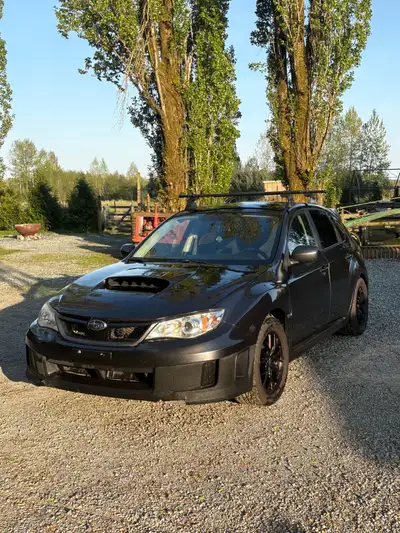 Selling my 2013 subaru Wrx limited 2.5L Manual AWD Oil changes every 5000km Recent things done in th...
