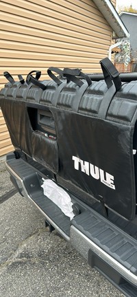 Tail gate cover