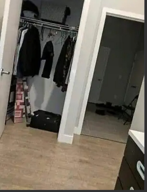 bedroom for rent, female student preferred 2