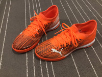 Puma ultra 3.1 soccer shoes (turf) size 7 (orange)