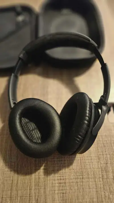 Bose QuietComfort Headphones, View more