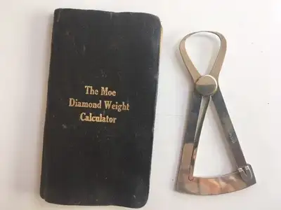 Antique Moe Gauge Diamond Weight Estimator and Handbook, View more