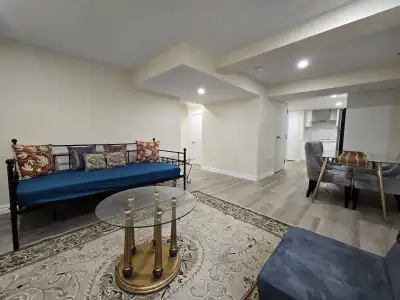 Cozy Shared Room for Rent – Whitby | All-Inclusive Looking for a stress-free place to call home? Thi...