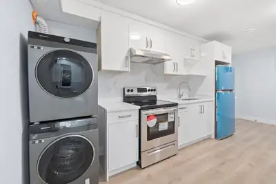 Gladstone Street & E 27th Avenue, Vancouver BC Price $2200 Available July 1, 2026 Property Details M...