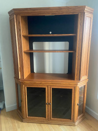 Corner cabinet 