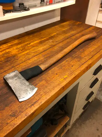 VINTAGE WELLAND VALE TRUE TEMPER WORLD’S FINEST BOY’S AXE, View more