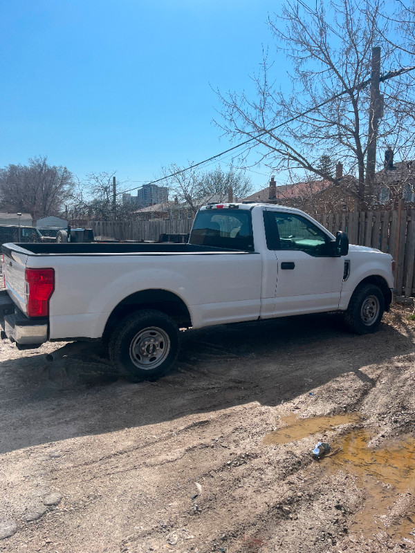 2021 Ford F-250 SD XL 8 Ft Box 6.2 litre gas in Cars & Trucks in City of Toronto - Image 2