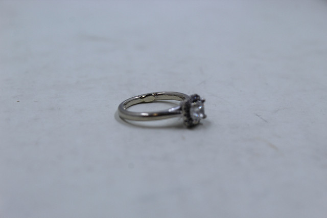 One stamped/tested 14kt white gold cast halo style ring (#1522) in Other in City of Halifax - Image 3