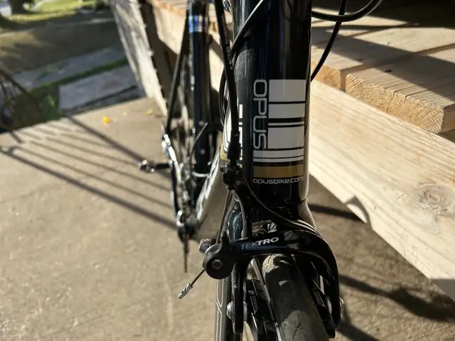 Opus Allegro 4.0 Road Bike in Road in Cambridge - Image 8