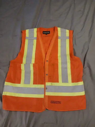Dakota work vest, View more