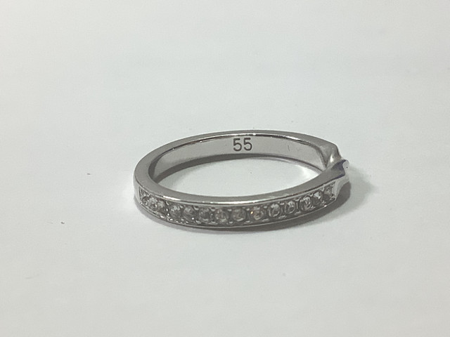 Genuine Swarovski Ring Size 55(7) M Semi-Eternity Ring : Ref#106 in Jewellery & Watches in City of Toronto - Image 3
