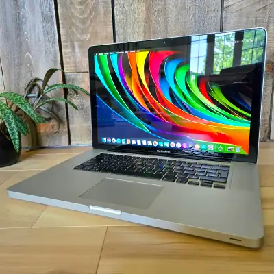 Macbook Pro Mid 2012 15" | Intel i7 | 16 Gb RAM | SSD 256 Gb, View more