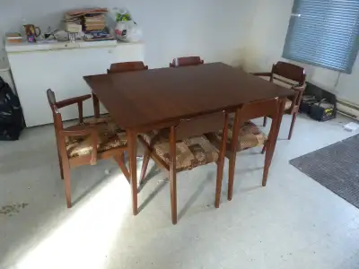 Table du cuisine en bois de teck à vendre, View more