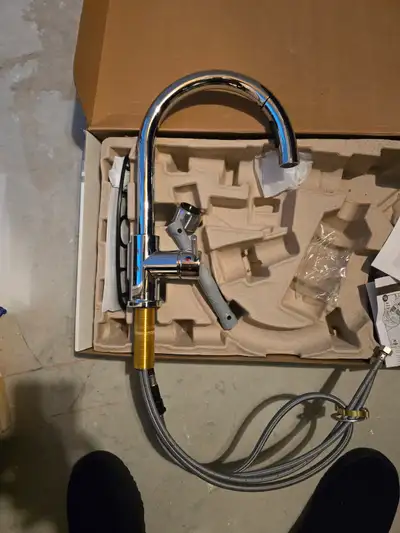 Mocing sale.Delta kitchen faucet