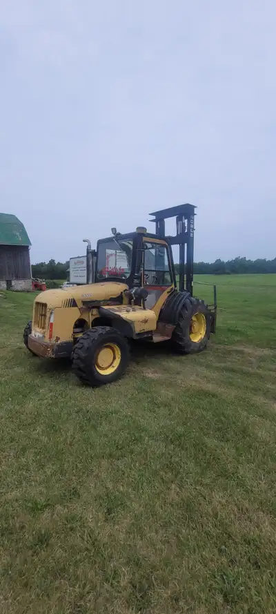 2006 noble rt80 forklift Perkins 1104c-44 engine and jcb axels and transmission. Machine is 2x4 from...