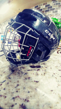 Hockey helmet youth size