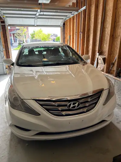 Great Condition, Good Mileage, need new washer fluid.