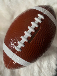 2009 Tiffany & Co. Football Piggy Bank Ottawa Ottawa / Gatineau Area Preview