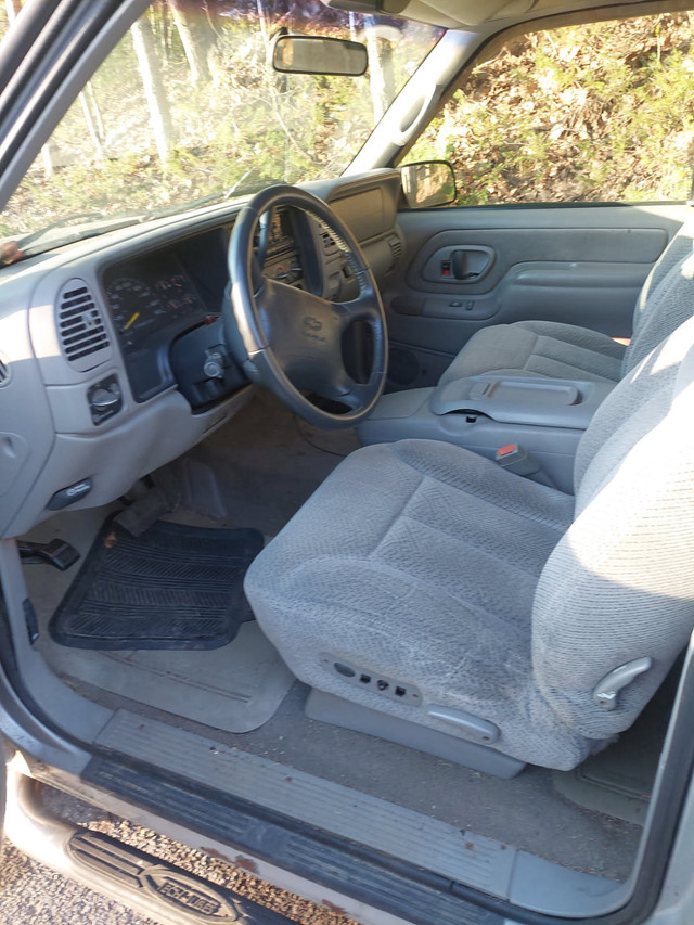 1997 Chev in Cars & Trucks in Renfrew - Image 4