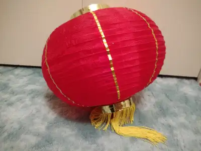 Silk Chinese lanterns (5), View more