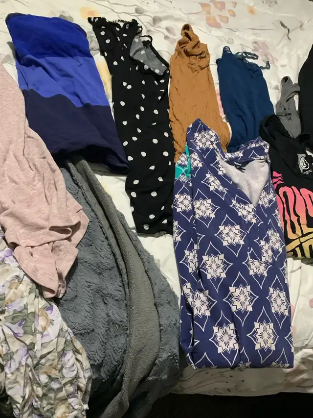 Ladies size small summer lot 63234806544387122