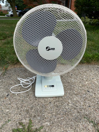 Desk Fan, Oscillating 20 inch