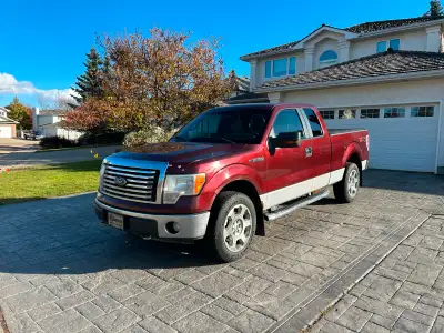 Truck is in fantastic mechanical condition. 4x4 works great. includes towing package. mileage is nea...