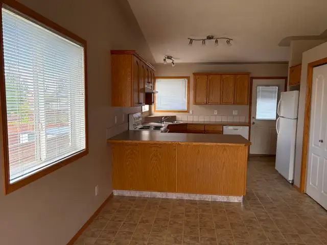 Main Floor 151 Inglewood Drive Red Deer