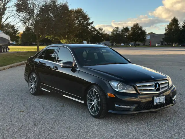 2012 C300 4matic 607300870776432643