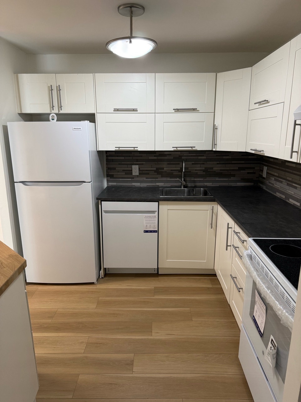 3 Bedroom Condo for Rent – Linden Woods 3