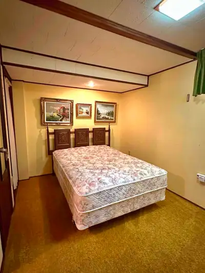Basement Room for Rent – Thunder Bay A basement room is available for rent from December 1, 2026. Su...