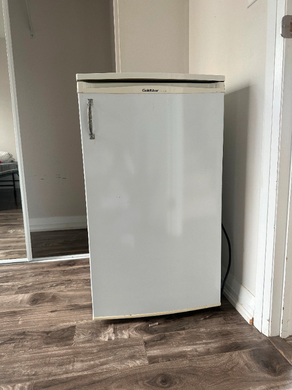 Very nice working mini fridge (Price Negotiable) | Refrigerators | City of  Toronto | Kijiji